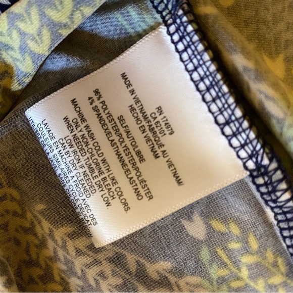 BCBGMAXAZRIA Designer Wrap Dress Medium Blue Yellow Floral Wrap 3/4 Sleeves - Picture 11 of 15